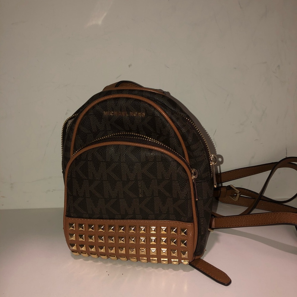 ❌❌❌SOLD❌❌❌❌MICHAEL KORS MINI BACKPACK